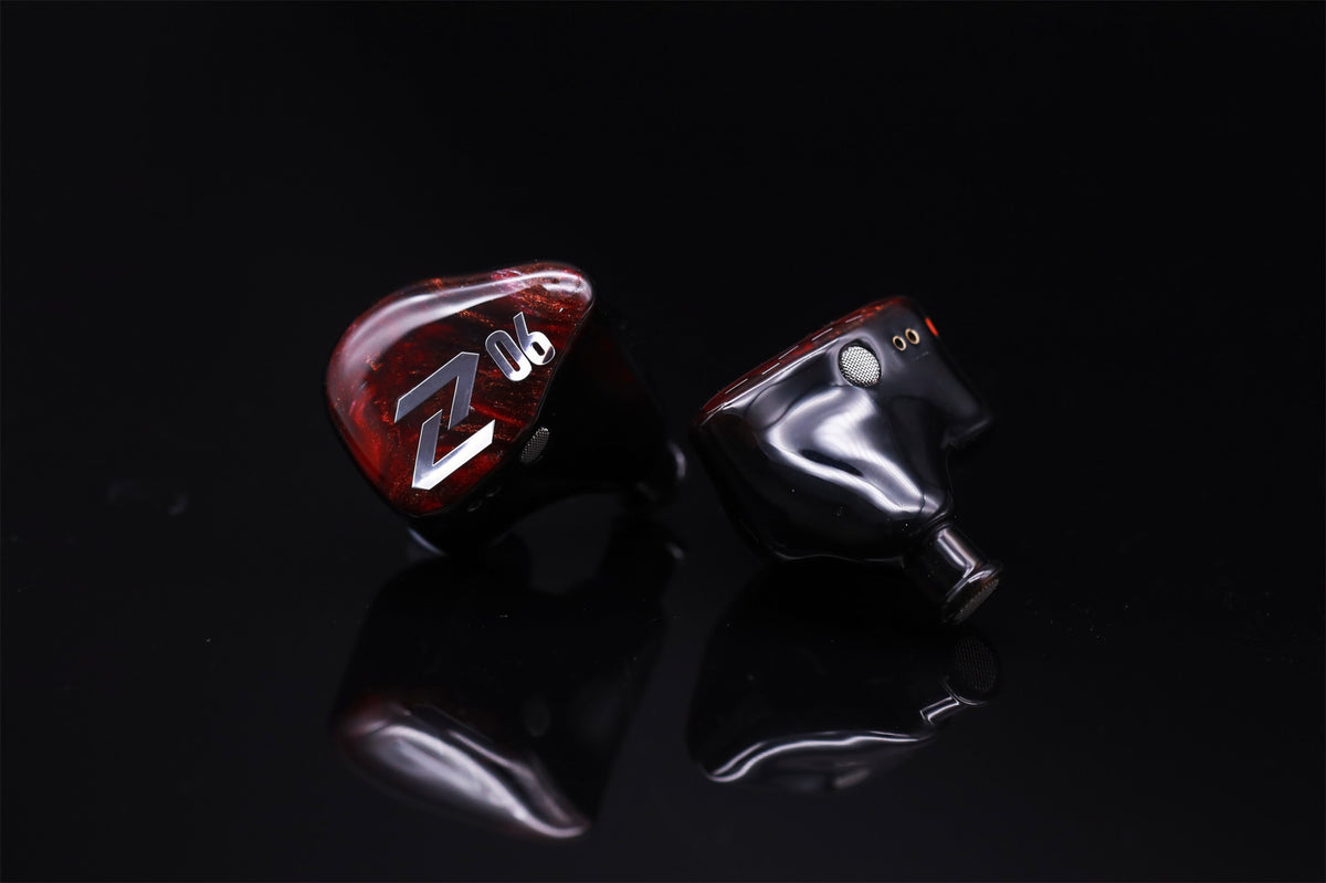 Z06 Universal In-Ear Monitor