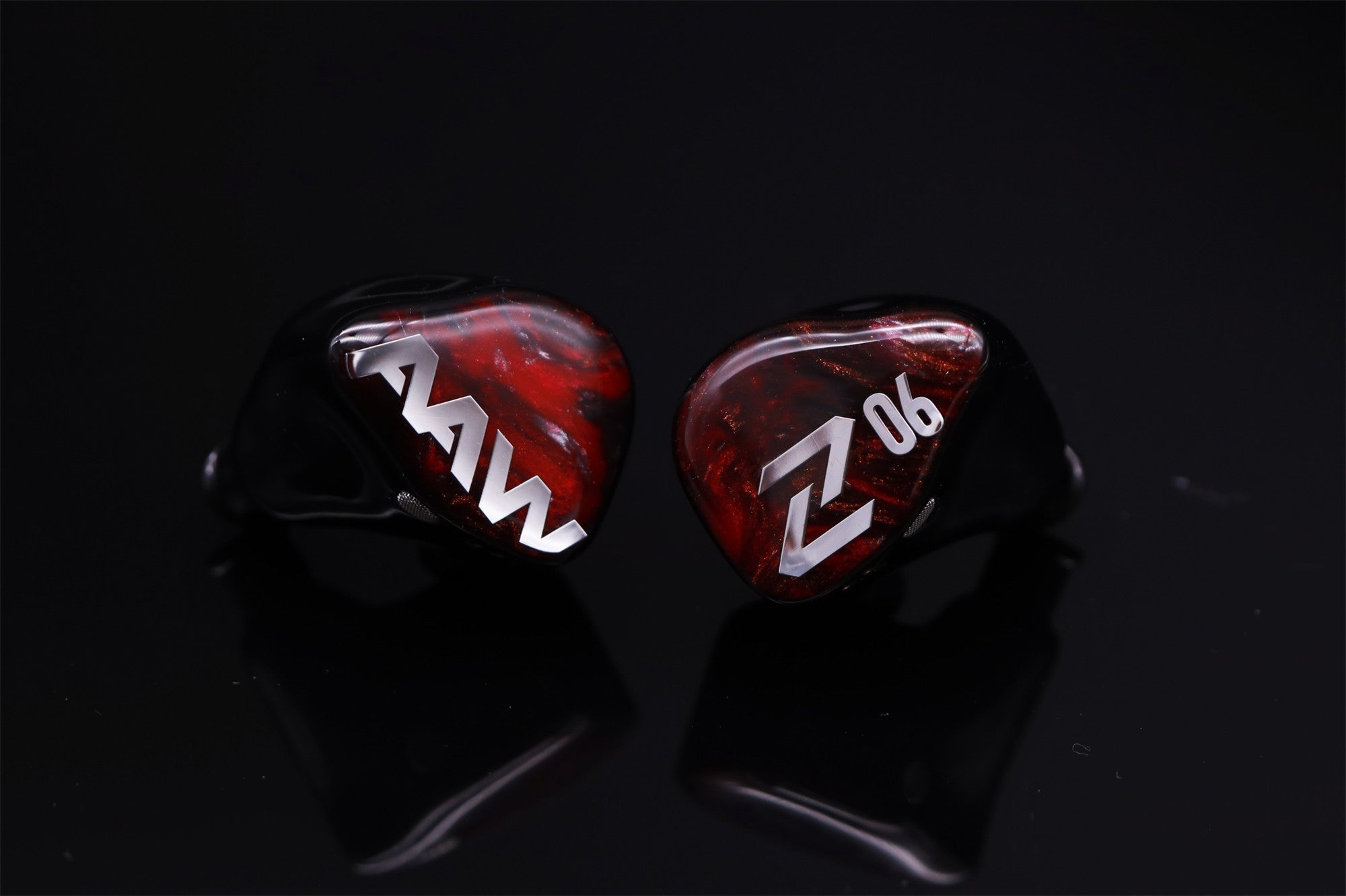 Z06 Universal In-Ear Monitor